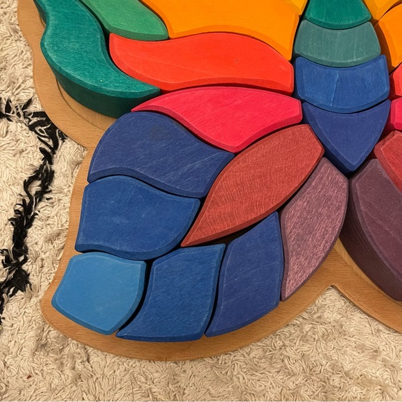 GRIMMS butterfly, RARE!! LIKE NEW!! - Picture 4 of 15